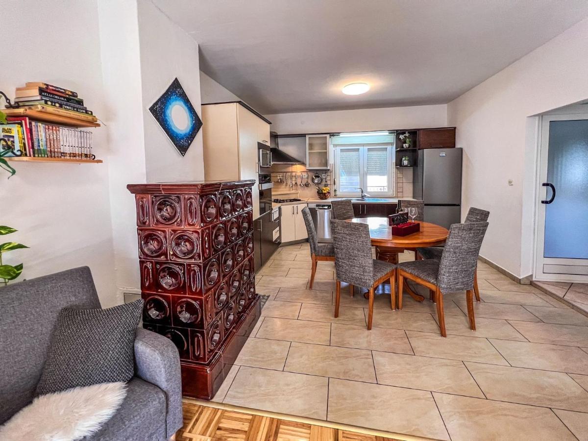 Zara Apartment *