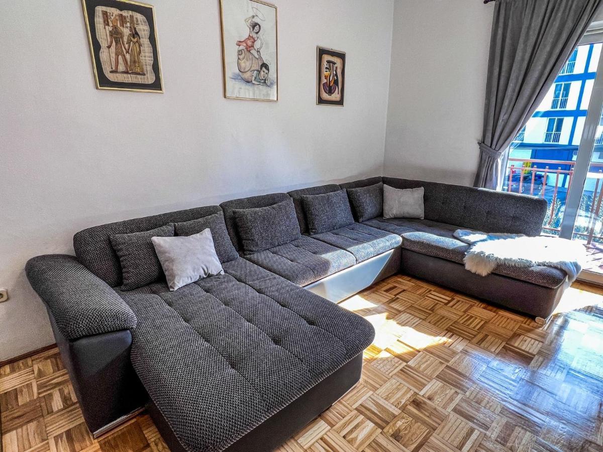 Zara Apartment *
