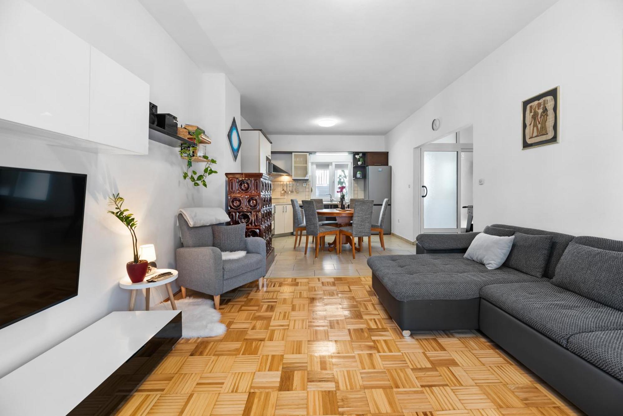 Zara Apartment