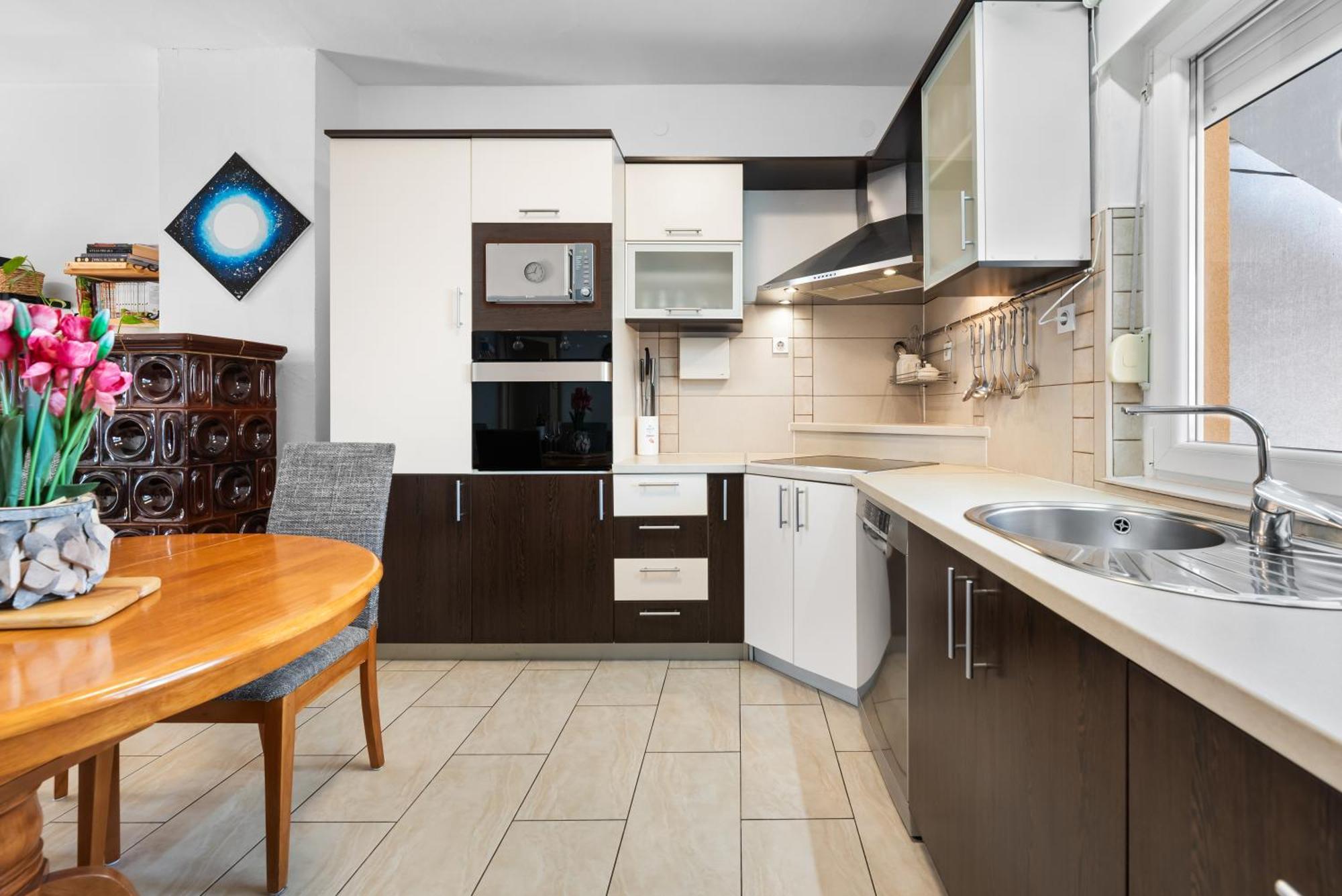 Zara Apartman *